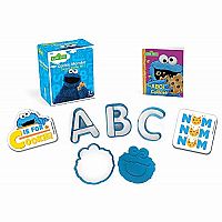 Sesame Street: Cookie Monster Cookie Cutter Kit