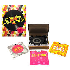 Teeny Tiny Turntable Includes 3 Mini LPs
